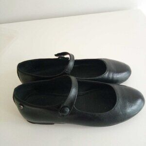 Manuela De Juan black leather mary jane